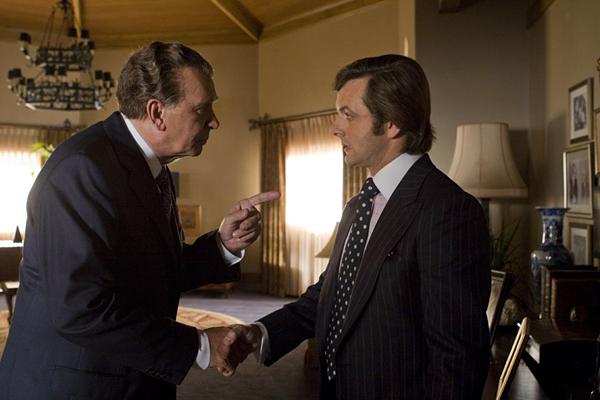 (L to R) Disgraced former president Richard Nixon (FRANK LANGELLA) faces off against jet-setting TV personality David Frost (MICHAEL SHEEN) in a new drama from Oscar®-winning director Ron Howard: Frost/Nixon.