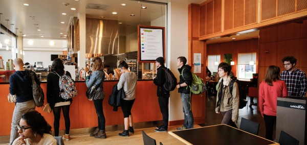 A long line of students forms at the Spencer Grill while waiting to get their Outtakes. Photo by Frank Zhu.