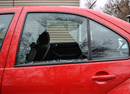 Over the past weekend, vandals broke multiple windows in cars belonging to students living off-campus, and in other campus residential buildings. Photo by Parker Van Nostrand. 