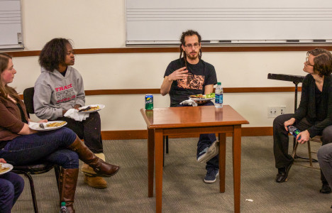 Manousakis spoke to students at a lunch last Wednesday. Photo by Sarah Ruiz