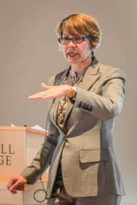 Virginia Parks discussed income and wealth disparity in Chicago during her talk. Photo by Chris Lee