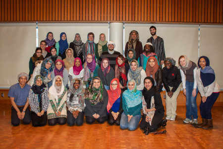Grinnellians celebrated World Hijab Day on Feb. 5 by donning traditional Muslim attire to celebrate tolerance. Photo by Sarah Ruiz. 