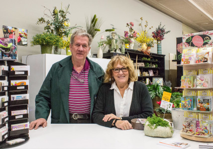 White and Sherman’s new combined store is located in downtown Grinnell at 813 4th Ave. Photo by Sarah Ruiz.