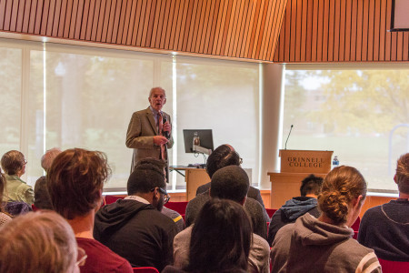 Haveman discussed the causes and consequences of the various issues facing the labor market. Photo by Sarah Ruiz
