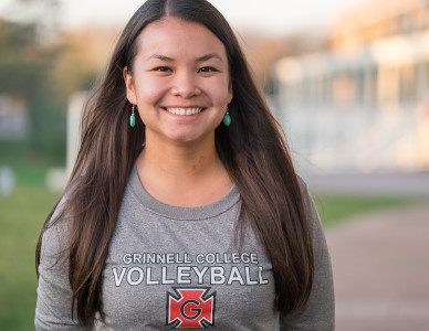 Jennifer Joy ’16 hopes to continue volleyball after graduation.  Photo by Takahiro Omura