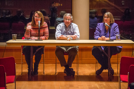 Professional journalists gathered to discuss the Caucus and the likelihood of a Trump presidency. Photo by Sofi Mendez.