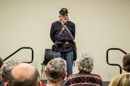 OJ Fargo shares his experiences fighting for the Union in the Civil War. Photo by Sofi Mendez.