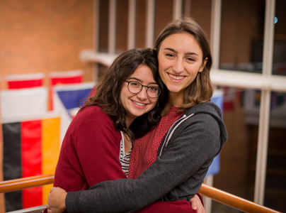 Rita ’16 and Bretta McCall ’19 finish each other’s sentences and have never fought during their time at Grinnell. Photo by Alberto Vazquez