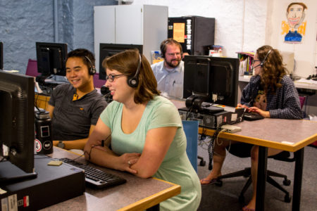 Phonathon workers play a critical role in raising money for the College by calling Grinnell alumni and parents. Photo by Sydney Hamamoto. 